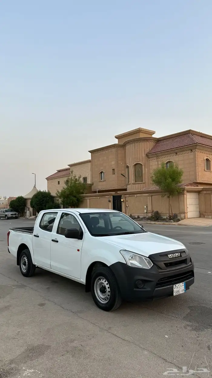 للبيع ايسوزو غمارتين عداد 47 وكاله شرط 0