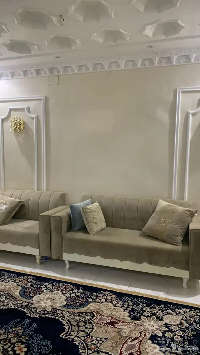 كتب حرف Lنوعين مع طاولات 4