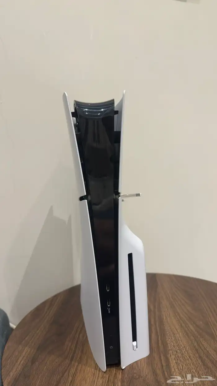 بلايستيشن 5 نظيف نسخة CD 1