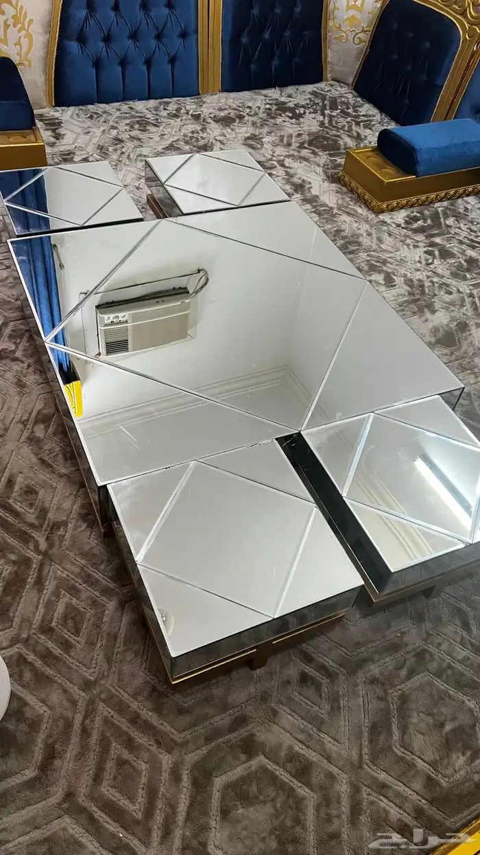 طاوله قزاز للبيع 0