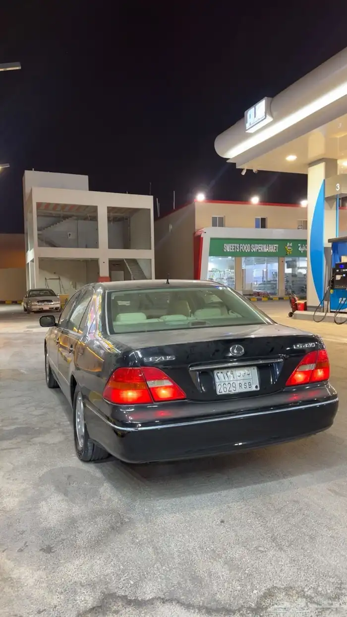 لكزس موديل 2001 LS 430 2