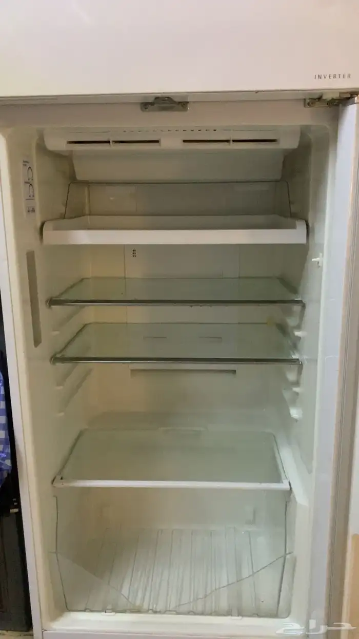 للبيع فرن وثلاجه توشيبا شبه جدد وليس بهن اي خراب 2