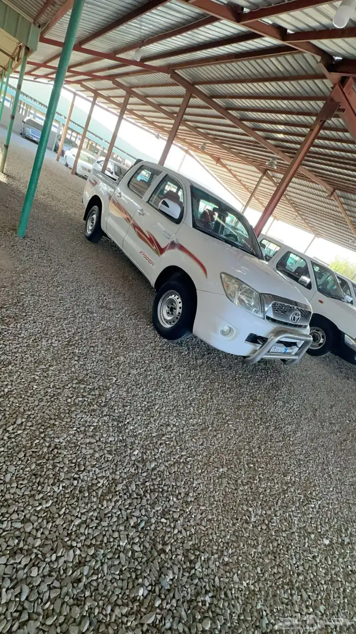 هايلوكس 2011 تم للبيع 2