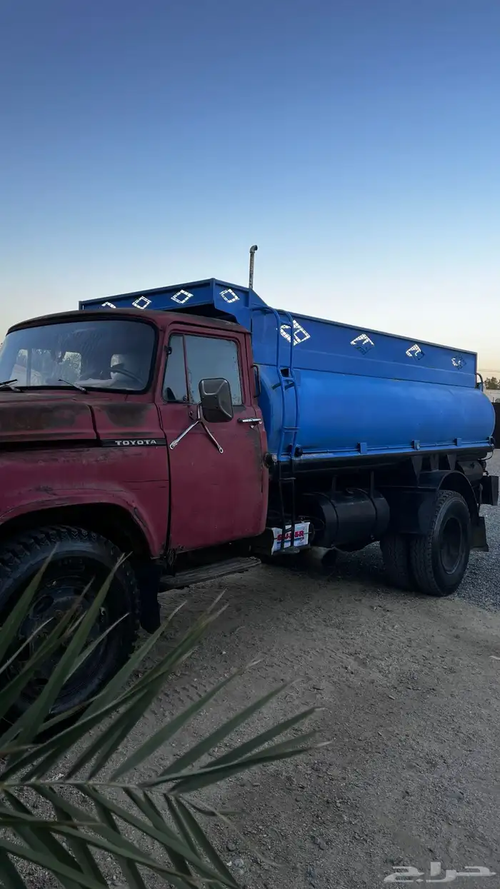 وايت تايوتا 1