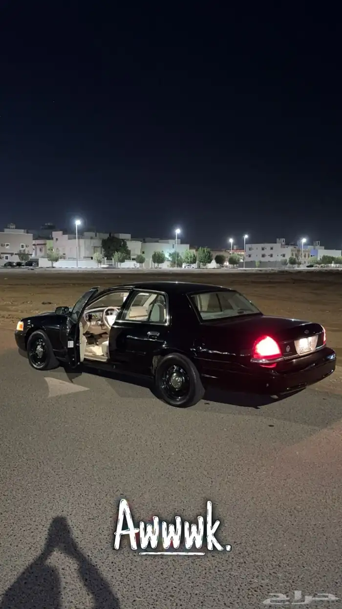 فورد فكتوريا 18