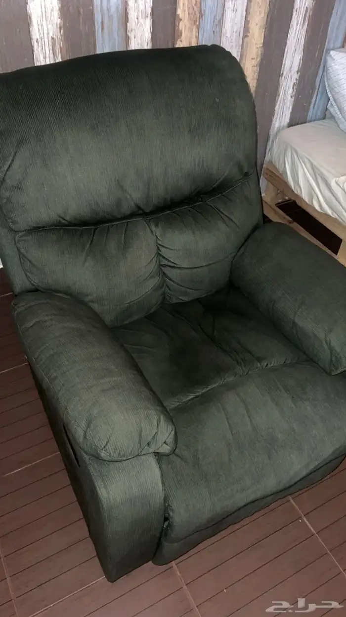 كنبه مريحه زيتي 0