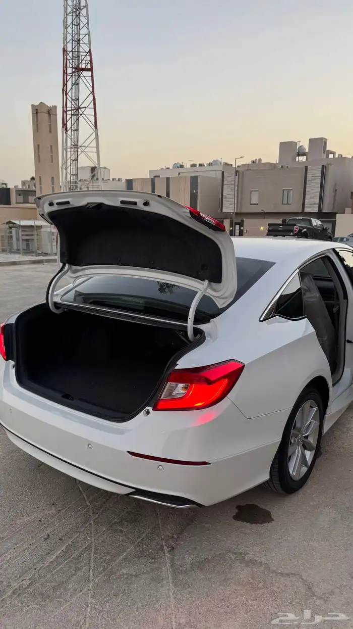 هوندا اكورد 2022 21