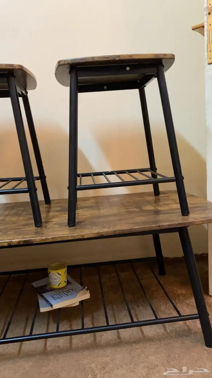 طاولات للبيع 1