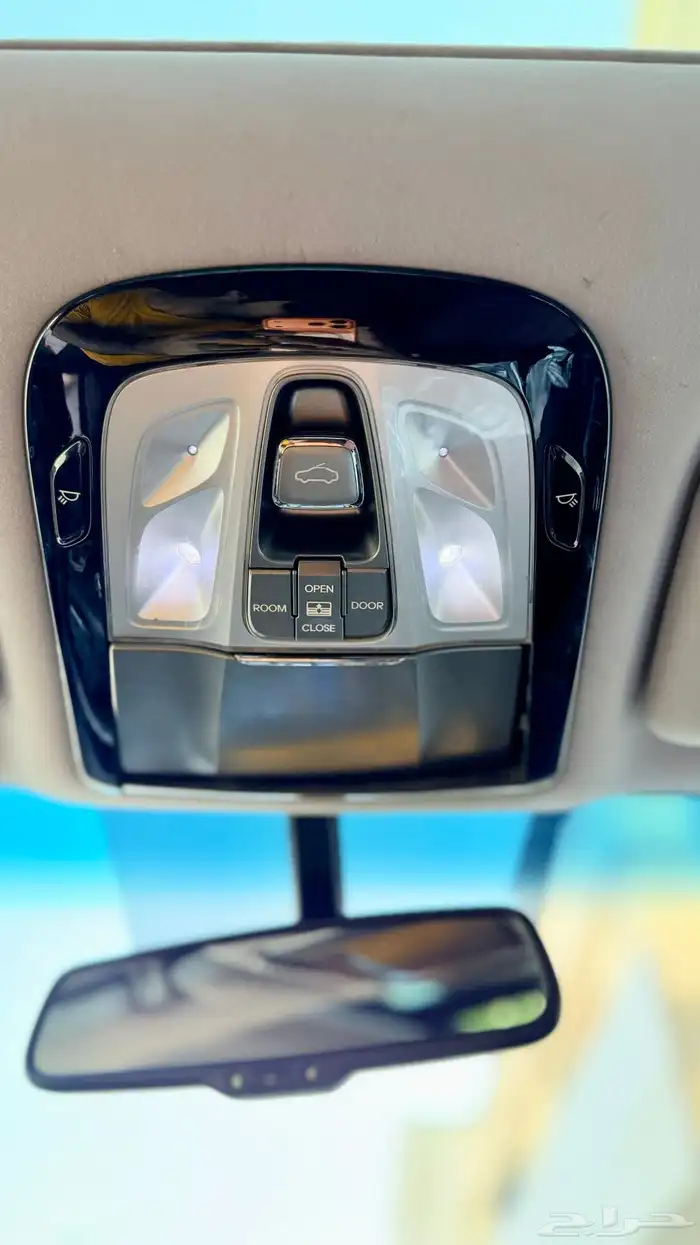 hyundai azera 2012 full option 16