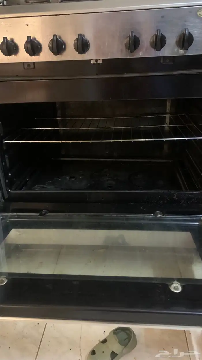 للبيع فرن وثلاجه توشيبا شبه جدد وليس بهن اي خراب 6