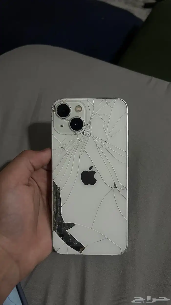ايفون 13 عادي 128 قيقا بطاريه 100 مغيره 5