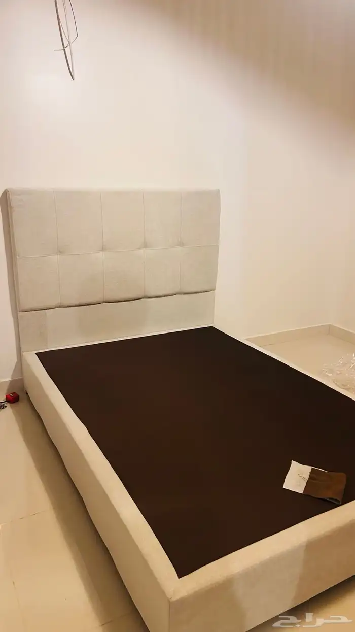 سرير 1