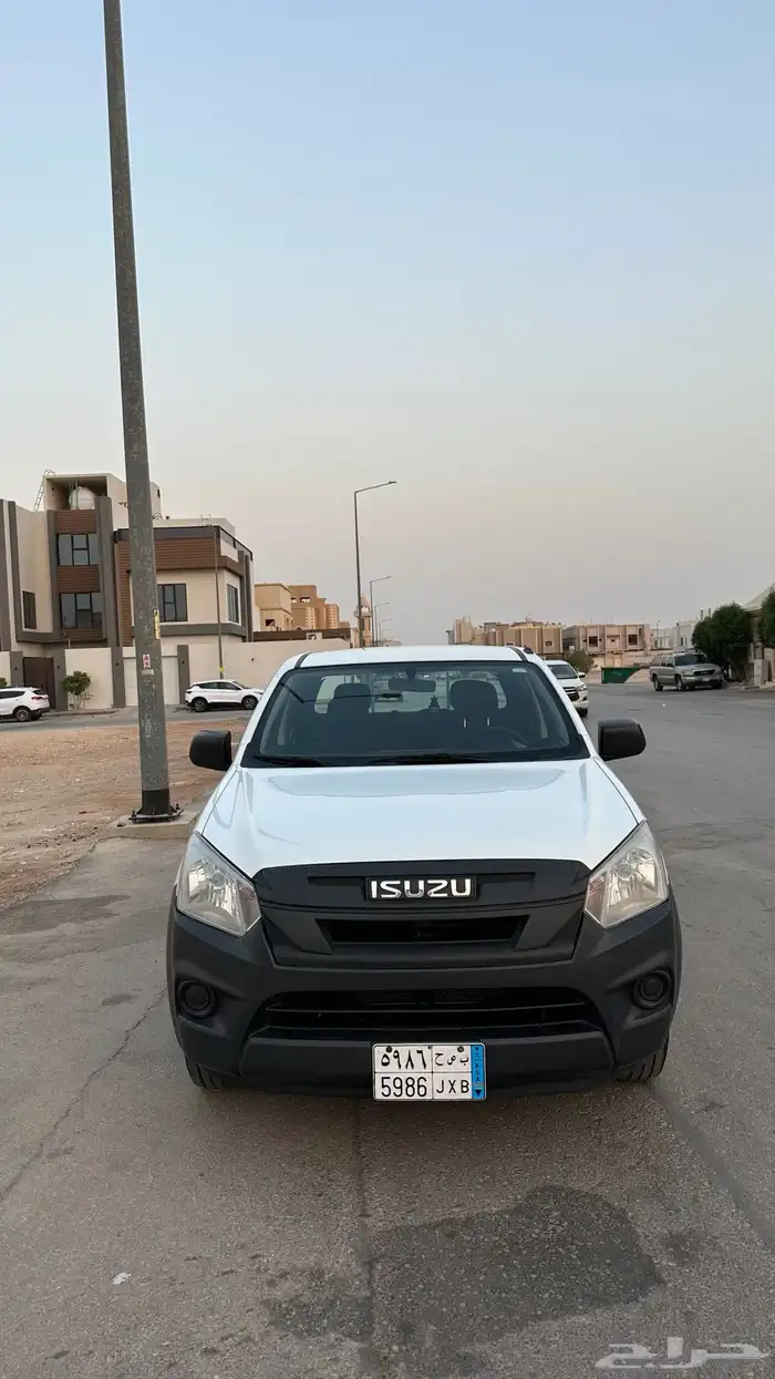 للبيع ايسوزو غمارتين عداد 47 وكاله شرط 2