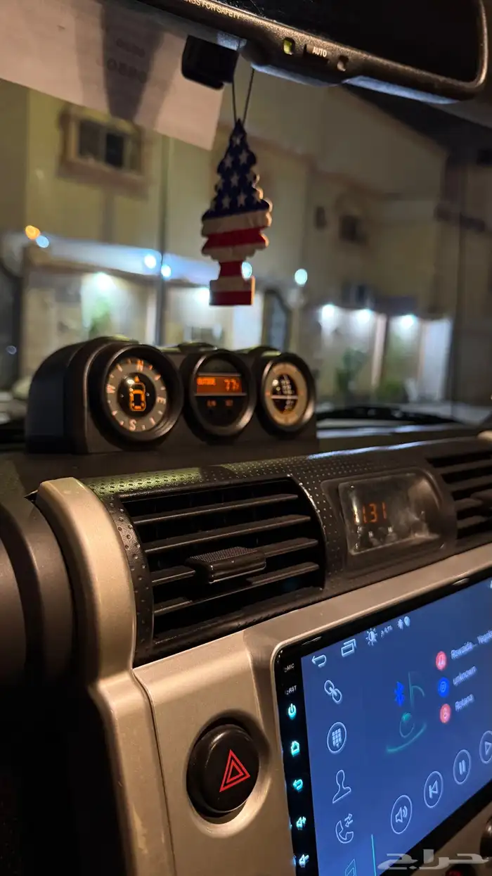 اللون اسود FJ 1 2012 8