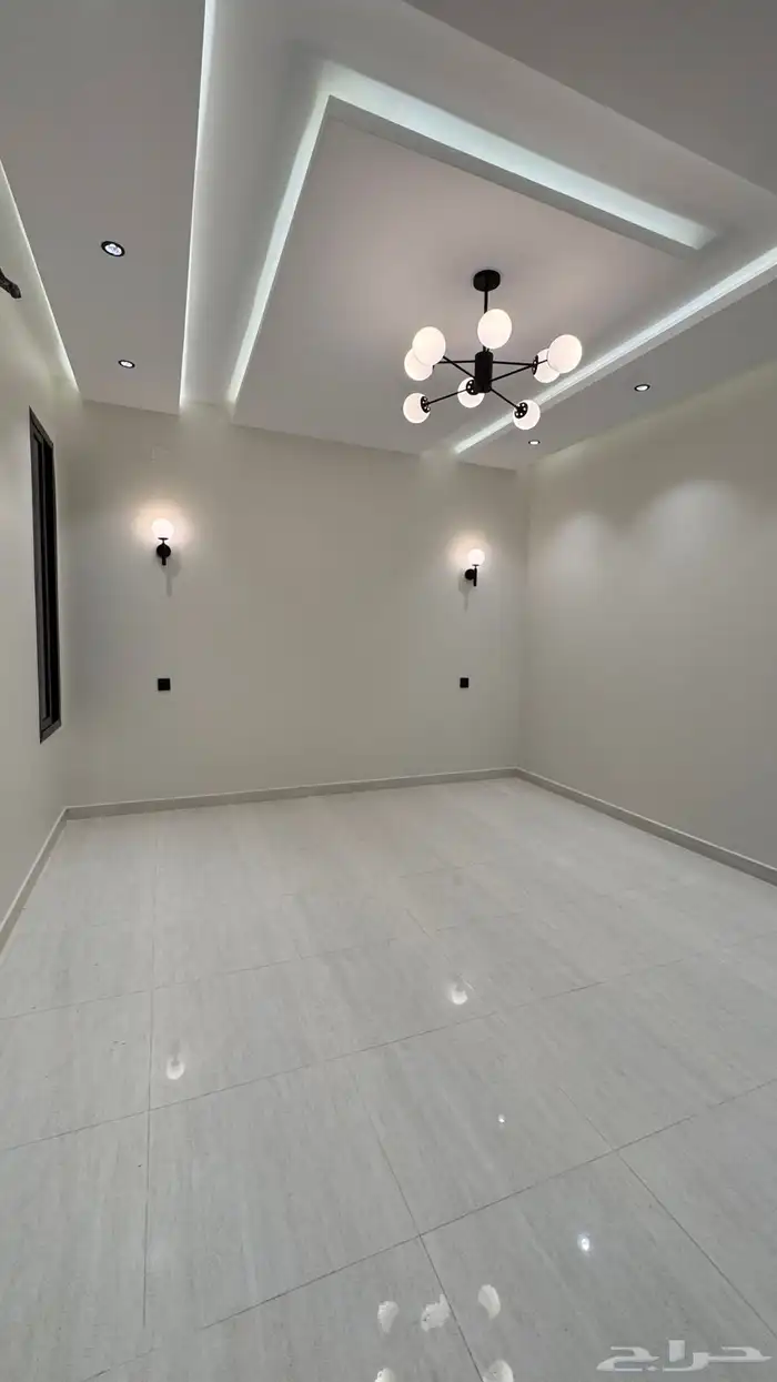 للبيع شقه ارضه 6 غرف   حوش وبايكه من 540 الف احد رفيده 13
