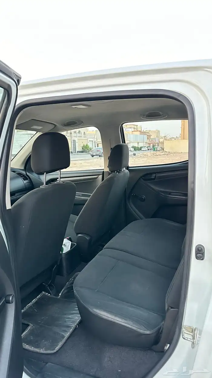 للبيع ايسوزو غمارتين عداد 47 وكاله شرط 7