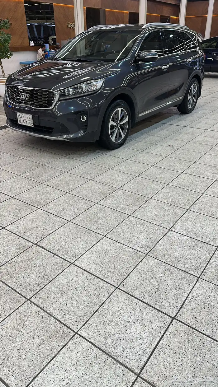 كيا سورنتو 1