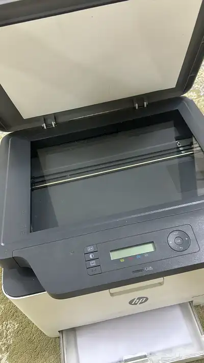 طابعة hp color Laser MFP 178nw. لتشكو من شي index