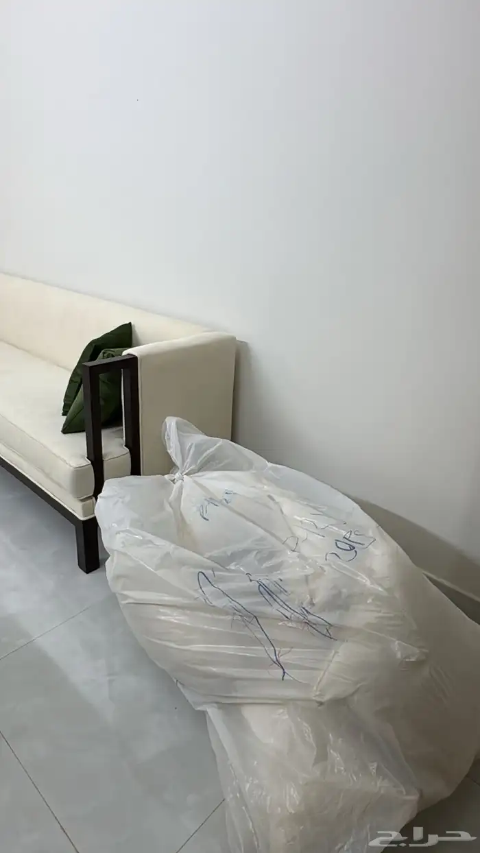 اثاث جديدد سبب البيع مو نفس اللون اللي ابيه 3