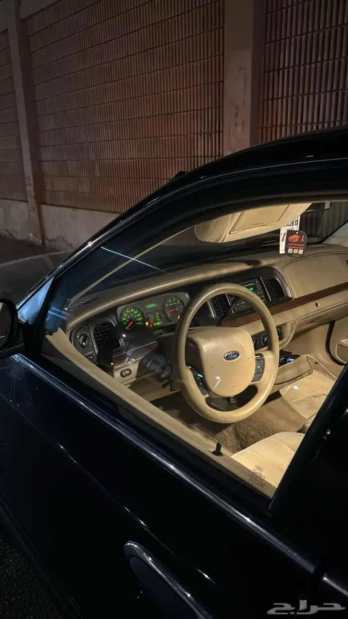 فورد فكتوريا 12