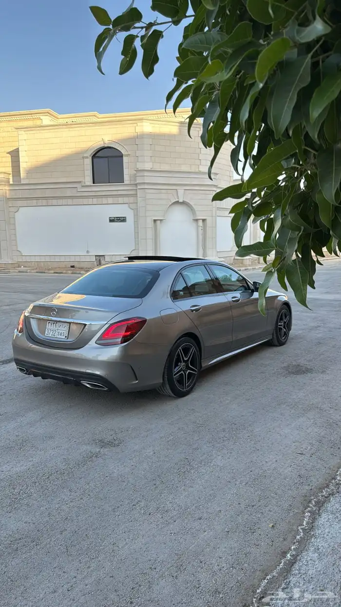 مرسيدس 2020 C200 فل كامل وكالة بالكامل 14
