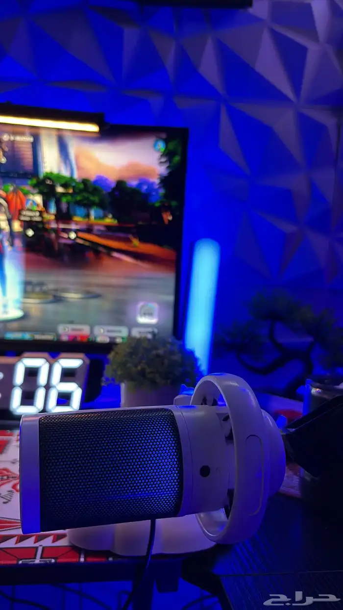 مايك خارجي 1