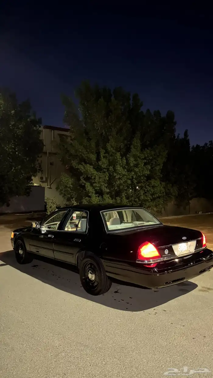 فورد فكتوريا 17