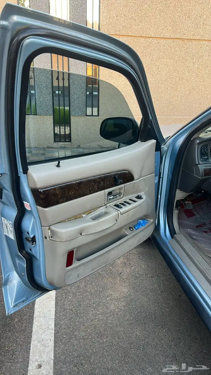 فورد ماركيز 2011 1