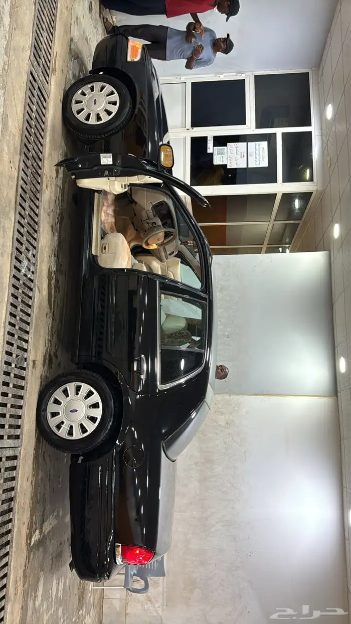 فورد فكتوريا 6