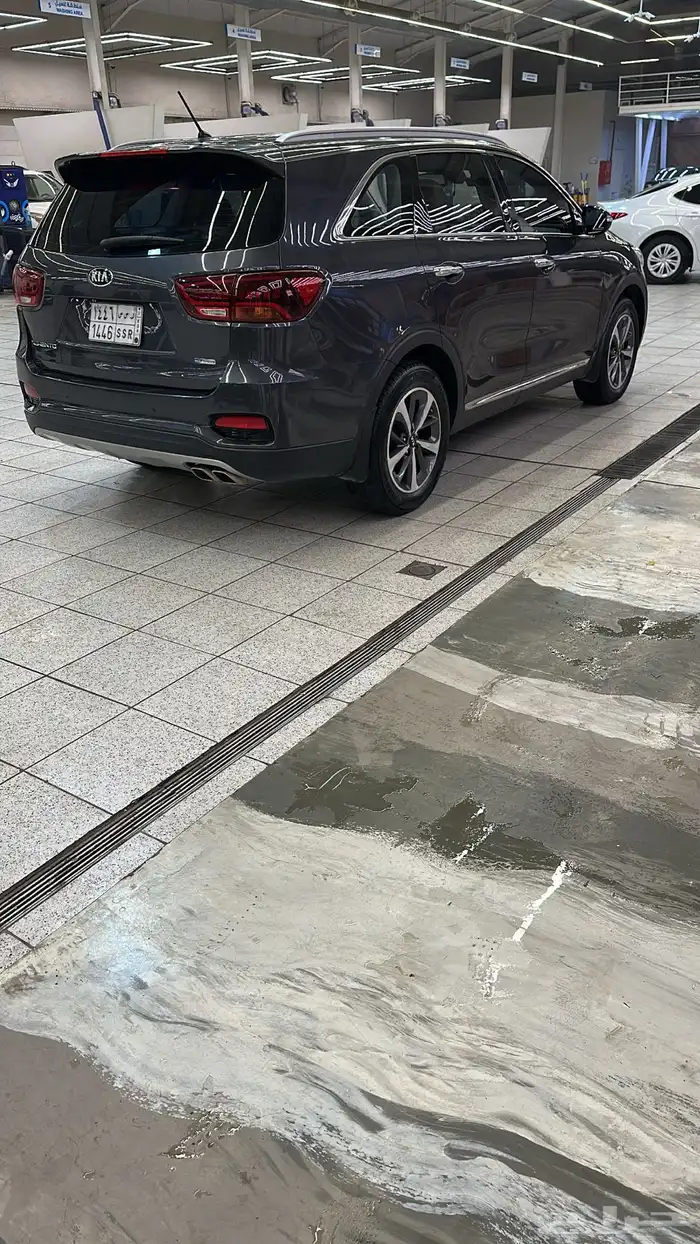 كيا سورنتو 8