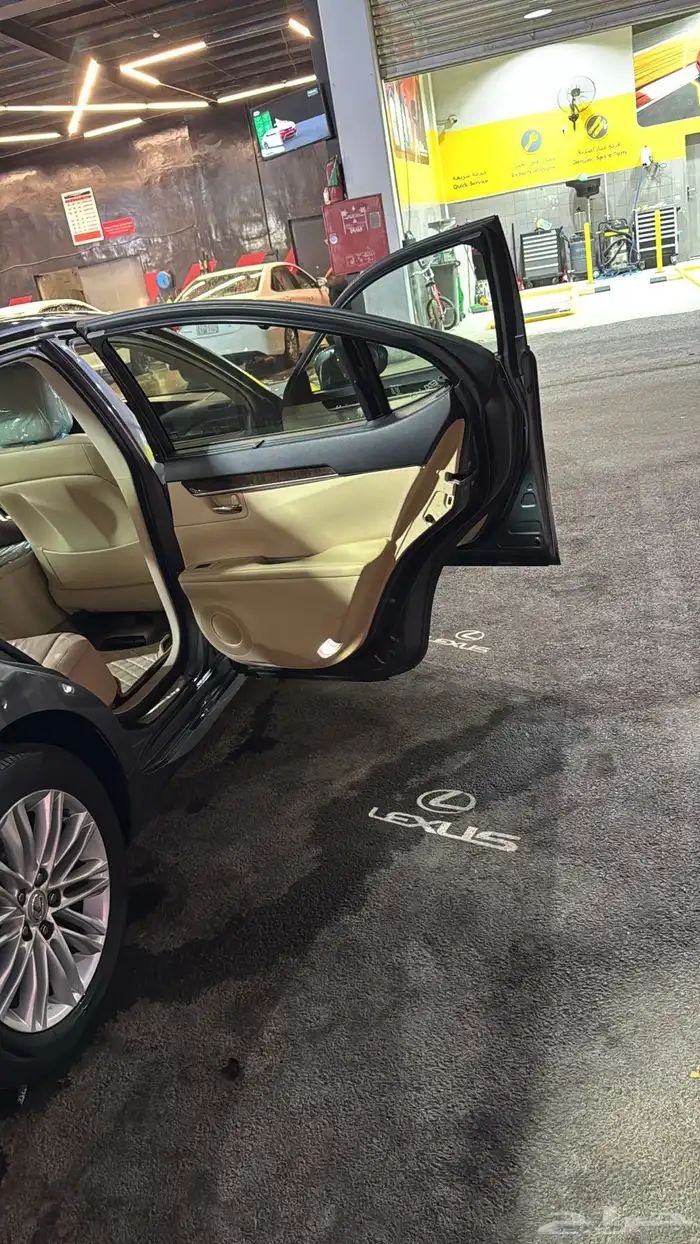 لكزس es350 سعودي مخزن 15