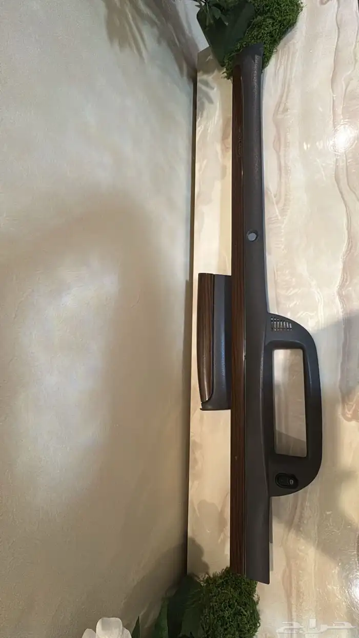 مسطرة فورد فكتوريا لون رصاصي 2011 2