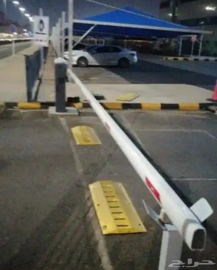 بوابات مواقف السيارات الذكية 2