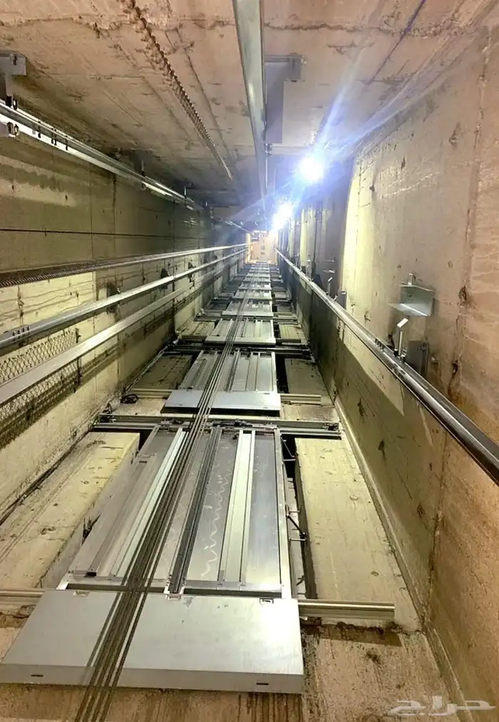 اعطال برمجه المصاعد والسلالم الكهربائية برج معدني خارجى 12