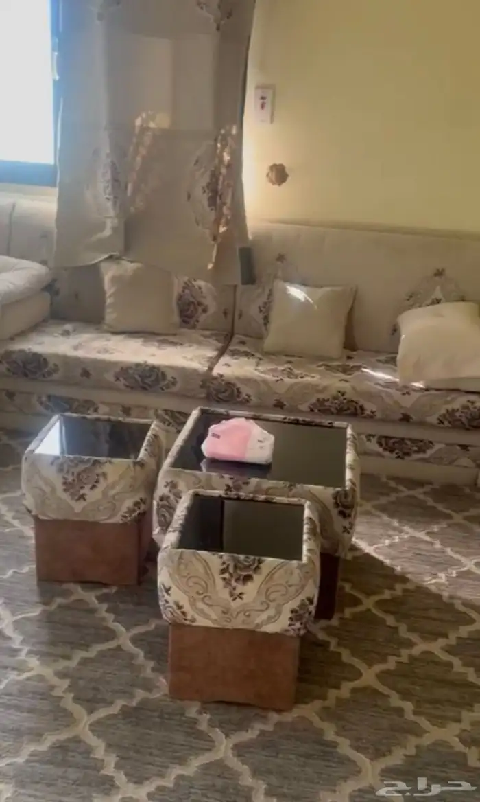 كنب للبيع 1