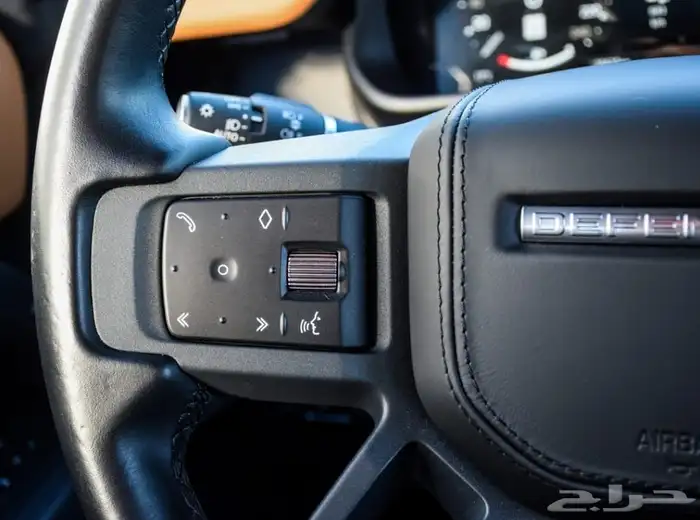 لاند روفر ديفندر Land Rover Defender X 110 SUV موديل 2023 21