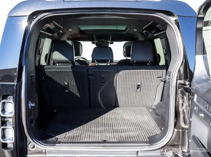 لاند روفر ديفندر Land Rover Defender X 110 SUV موديل 2023 24