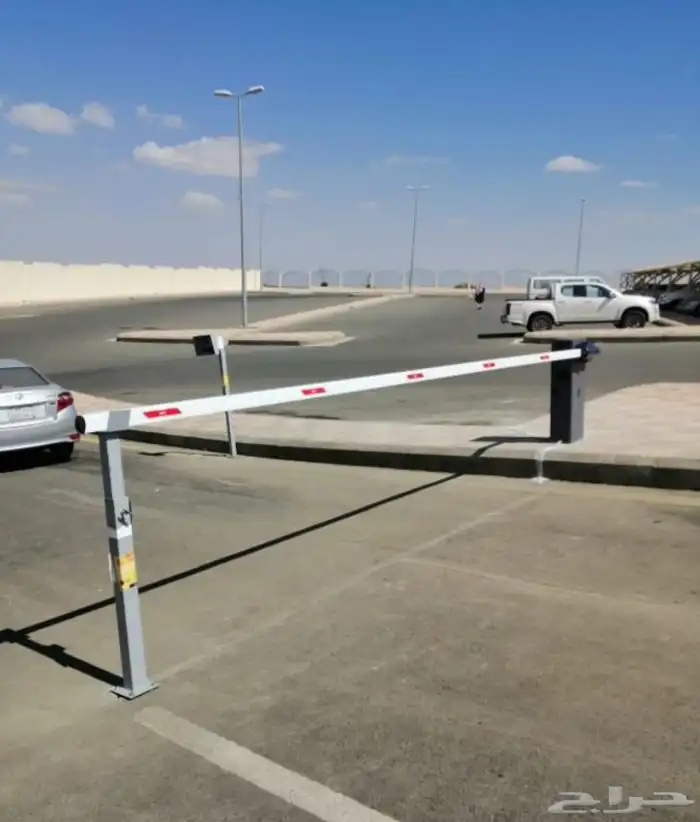 بوابات مواقف السيارات الذكية 1