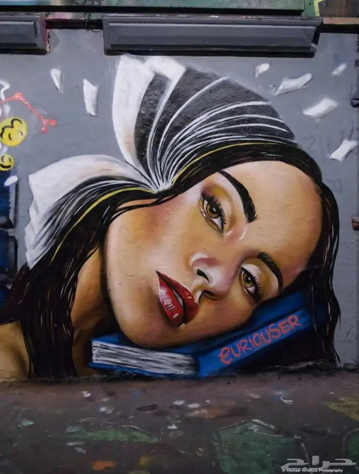 رسام تشكيلي تواصل فون وواتس 0