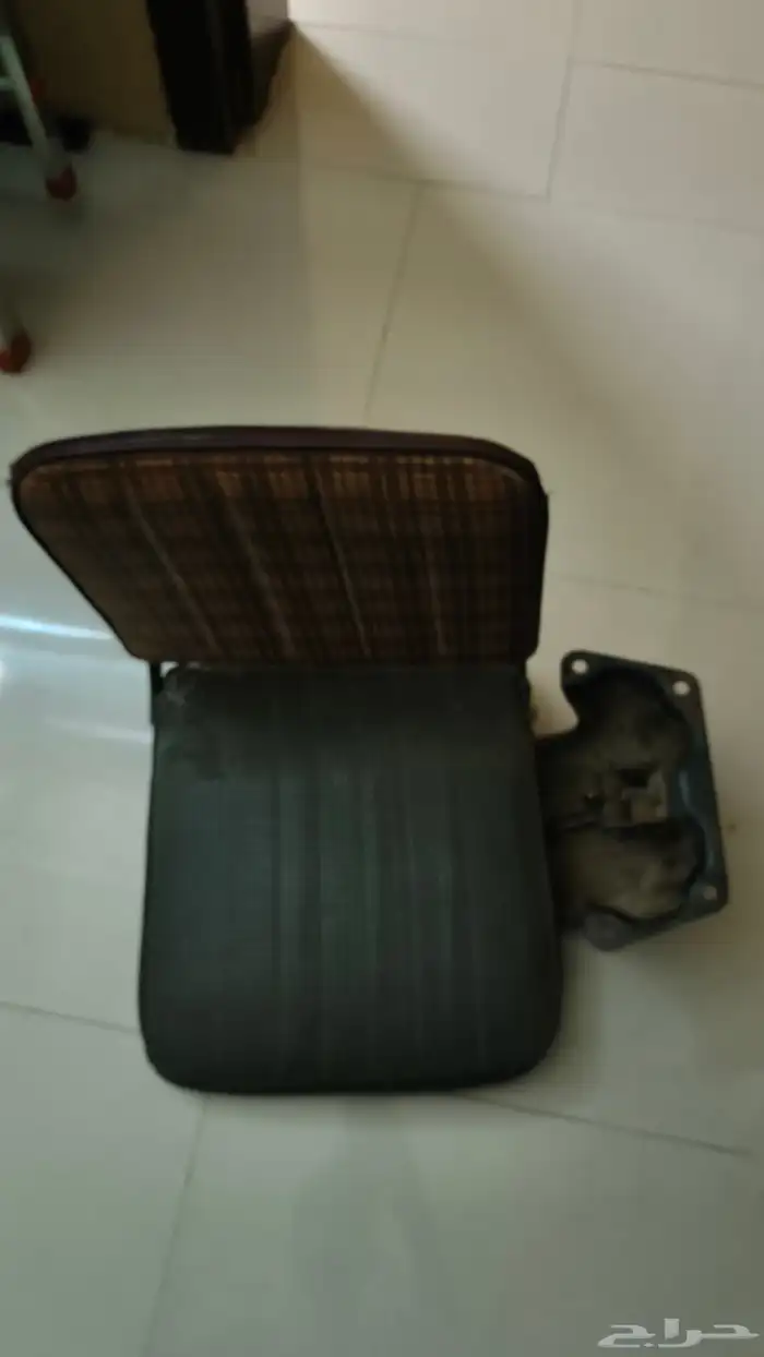 قطع غيار كوستر للبيع موديل86 الى 99 4