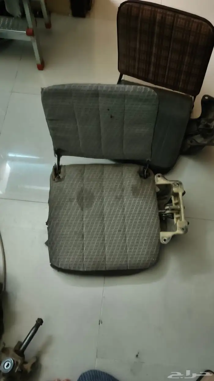 قطع غيار كوستر للبيع موديل86 الى 99 3