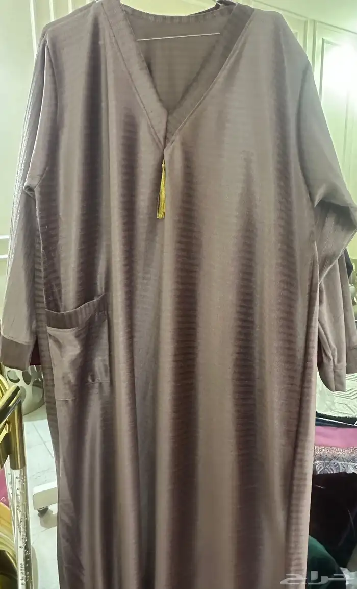 ملابس نسائي للبيع بالجمله مخامل قماش فاخر 0