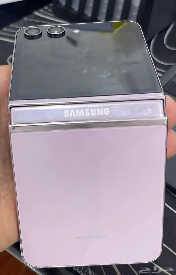 جوال جلكسي Z فليب 5 3