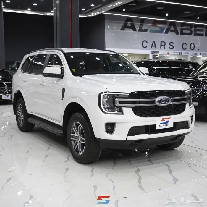 فورد ايفرست XLS موديل 2025 3