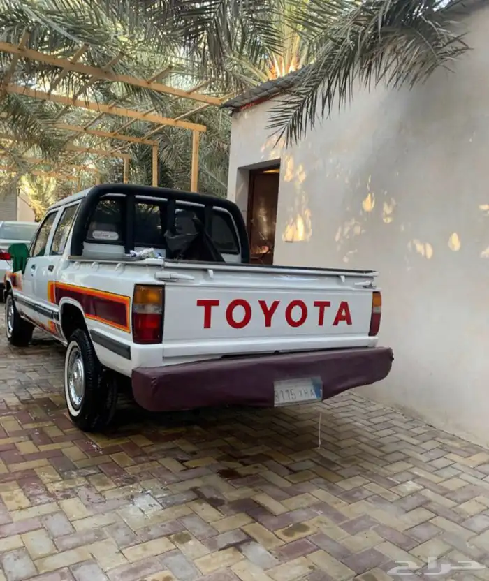 للبيع هايلوكس موديل 1988 2