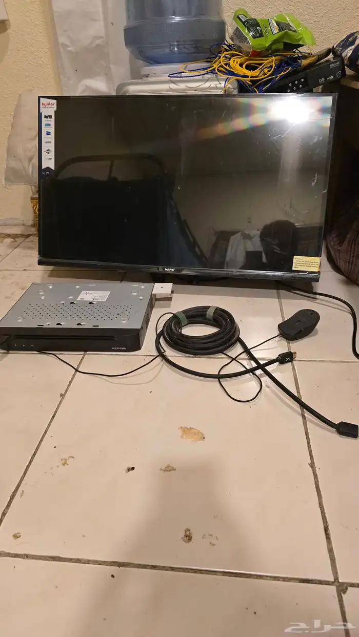 شاشه 32 بوصه وجهاز كاميرات واربع كاميرات خمسه ميجا بكسل 1