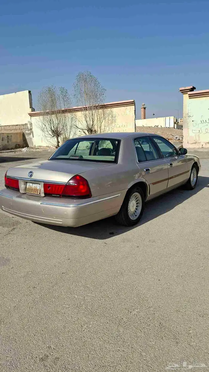 قراند ماركيز 1998 ممشى 229 الف فقط 2