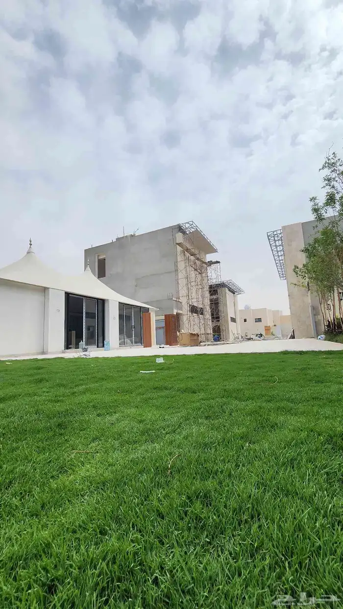 بناء مجالس واجهات زجاج 3