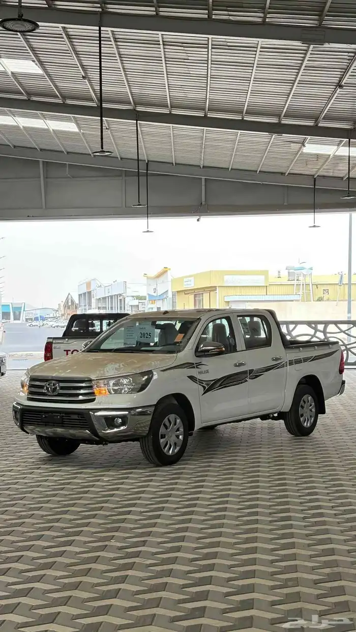 هايلوكس GLX بنزين سعودي 2025 1