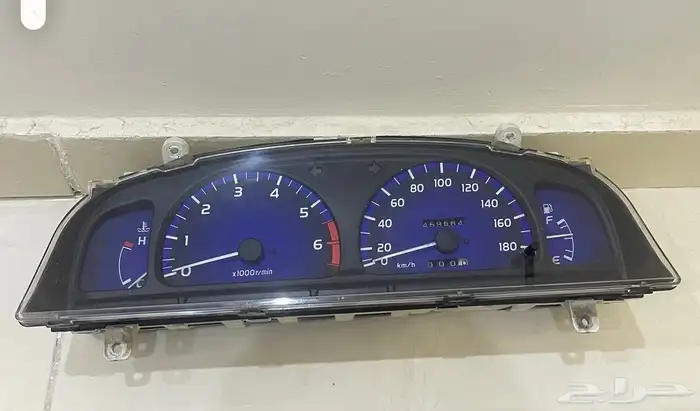 عداد هايلكس 2002   2005 نظيف 0